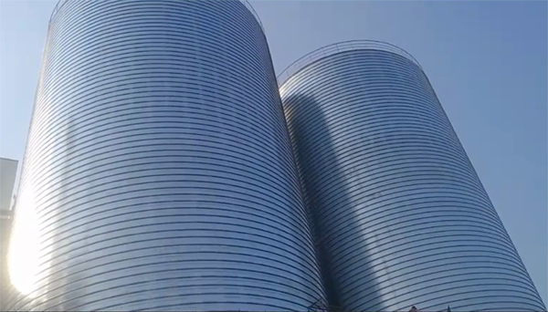 开州2座混凝土高架卷板仓